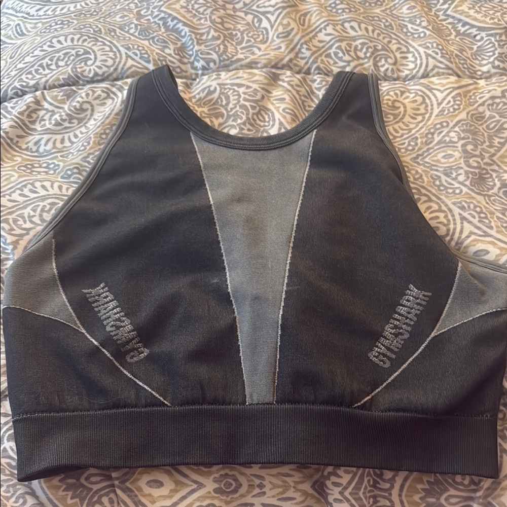 Gymshark Black and Gray Fitted Crop Top